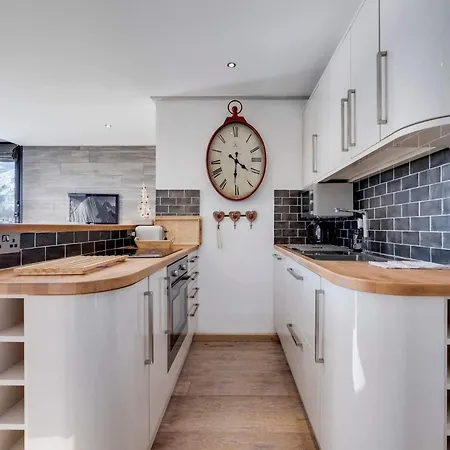 Renove 5 Pers, Val D'isere, Centre, Balcon - Fr-1-862-33